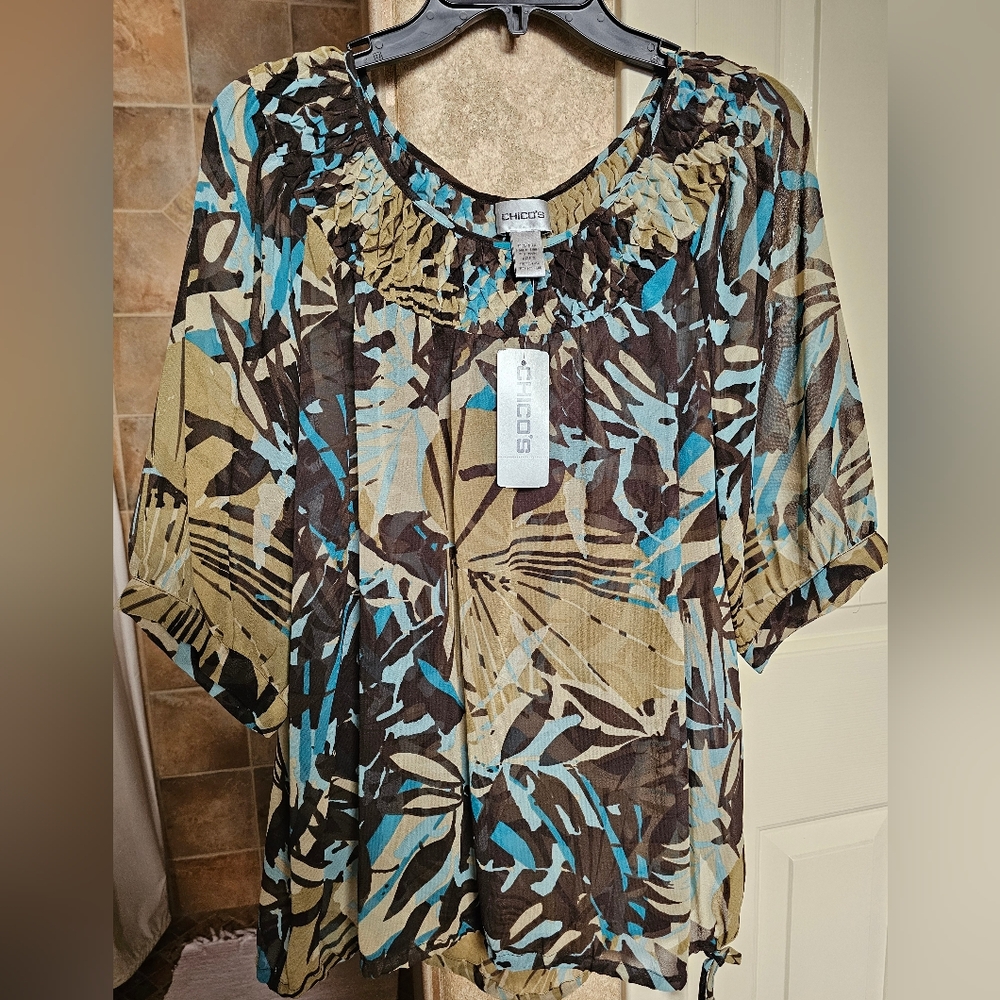 NWT Chico's Mirella Laina 3/4 shirt - Size 2 (L)
